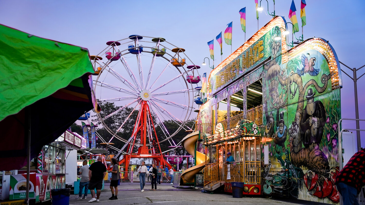 Photos Rides, food and fanfare in the heart of Bellmore Herald